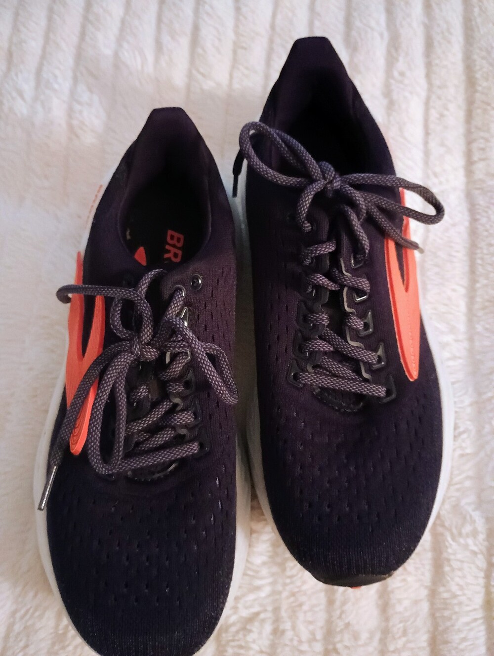 EUC Brooks Glycerin Max 2 - Picture 4 of 5